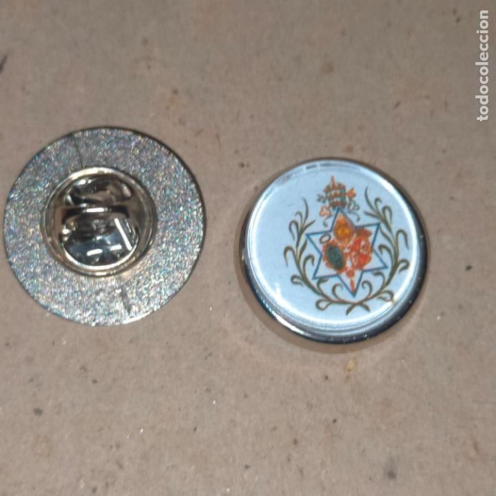 Pins e Spille di collezione: PIN REDONDO METAL - cofrad&iacute;a hermandad congregaci&oacute;n escudo semana Santa sevilla
