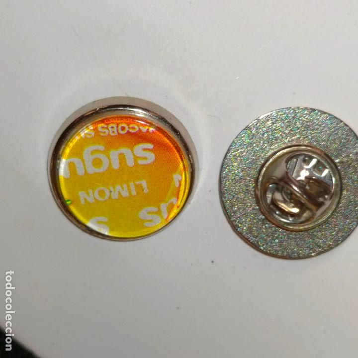 Pins de cole&ccedil;&atilde;o: pin redondo metal - CHUCHES CHUCHERIA CARAMELOS SUGUS