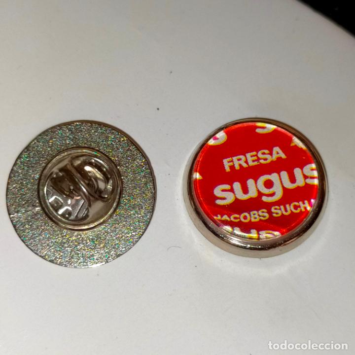 Pins de colecci&oacute;n: pin redondo metal - CHUCHES CHUCHERIA CARAMELOS SUGUS