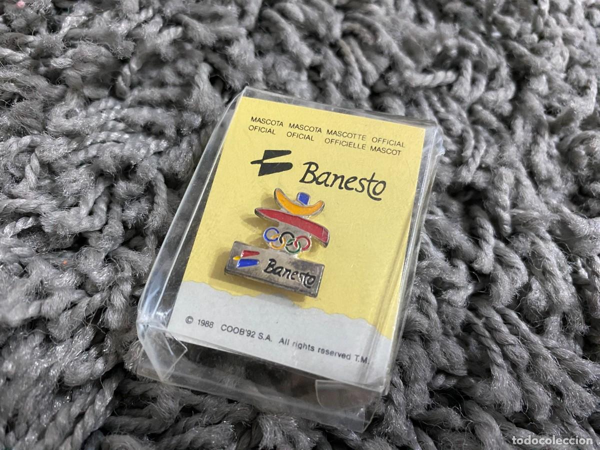 Pins de colecci&oacute;n: PIN DE BANESTO CON EL LOGO DE LAS OLIMPIADAS DE BARCELONA 92 (EN SU ESTUCHE ORIGINAL)