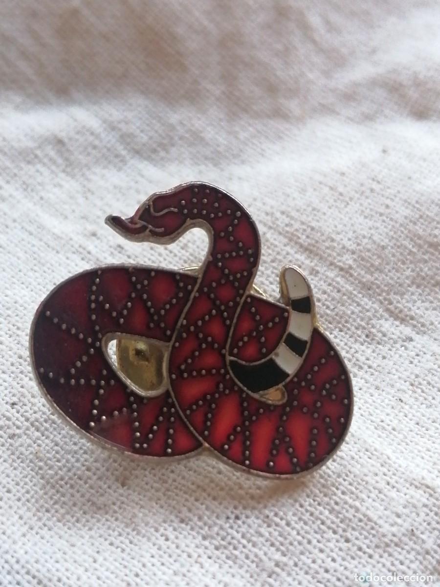 Pins de colecci&oacute;n: Pin serpiente - Foto 1