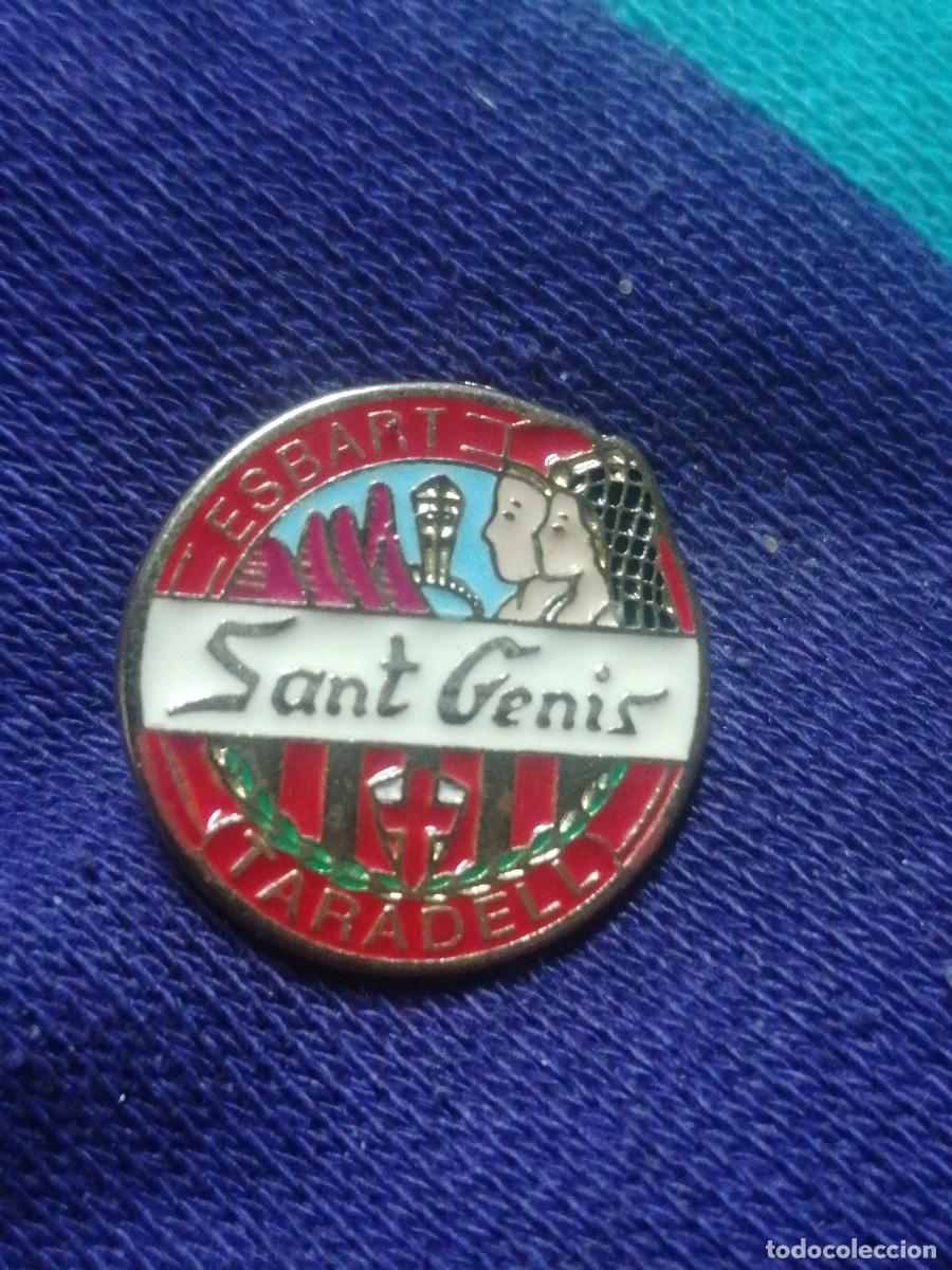 Pins de colecci&oacute;n: Pin Sant Gen&iacute;s Taradell esbart - Foto 1