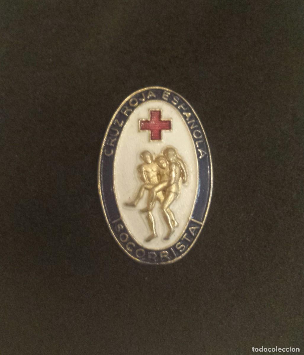 Pins de colecci&oacute;n: ANTIGUO Y PRECIOSO PIN CRUZ ROJA ESPA&Ntilde;OLA (SOCORRISTA)
