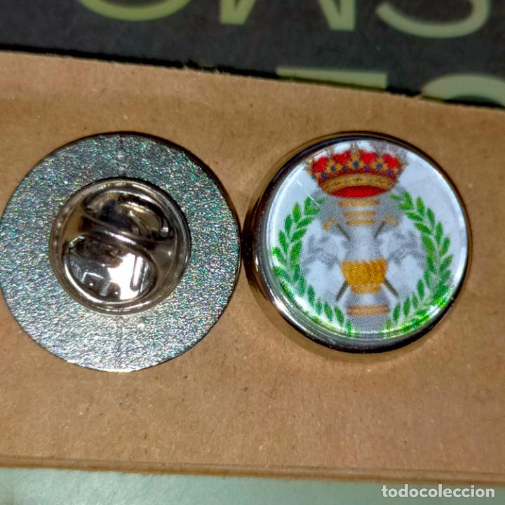 Pins de colecci&oacute;n: pin redondo metal - semana santa san fernando cadiz pin del escudo hermandad cofradia el de la foto