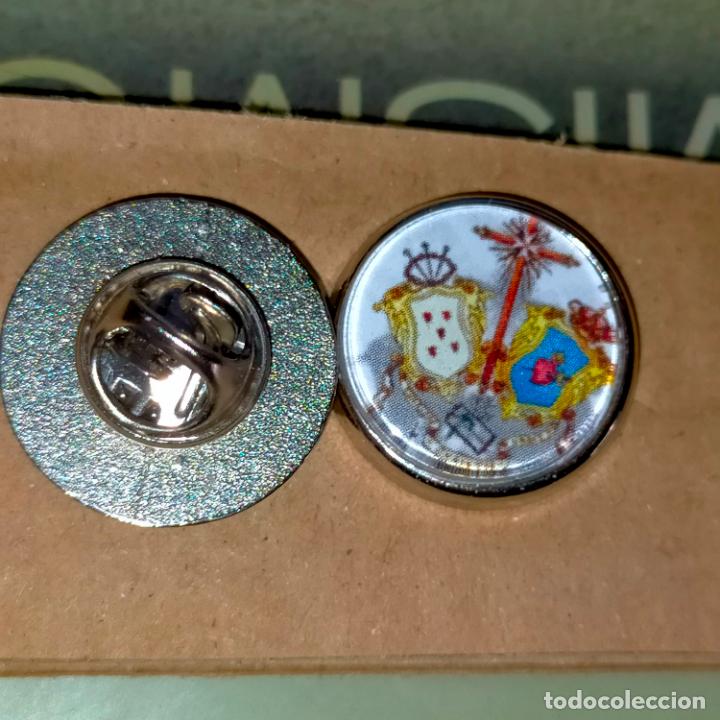 Collection pins: pin redondo metal - semana santa san fernando cadiz pin del escudo hermandad cofradia el de la foto