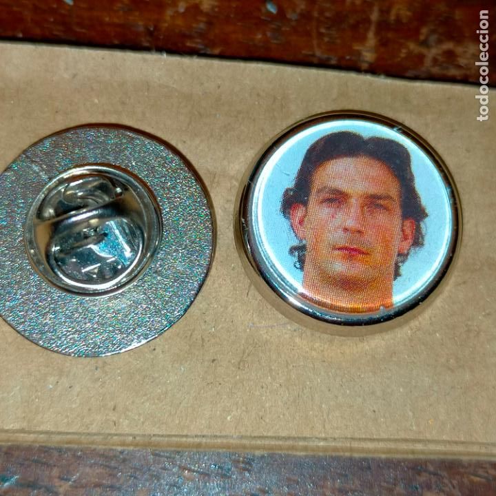 Pin's de collection: pin redondo metal - f&uacute;tbol equipo club OSASUNA JUGADOR