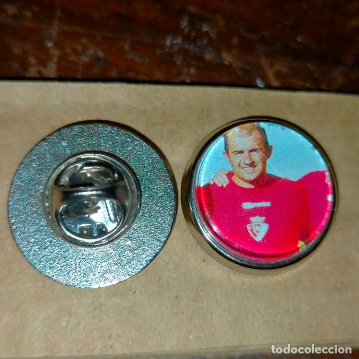 Pin's de collection: pin redondo metal - f&uacute;tbol equipo club OSASUNA JUGADOR