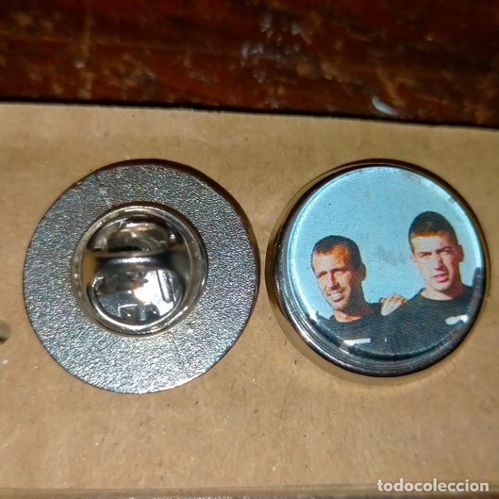 Pin's de collection: pin redondo metal - f&uacute;tbol equipo club OSASUNA JUGADOR