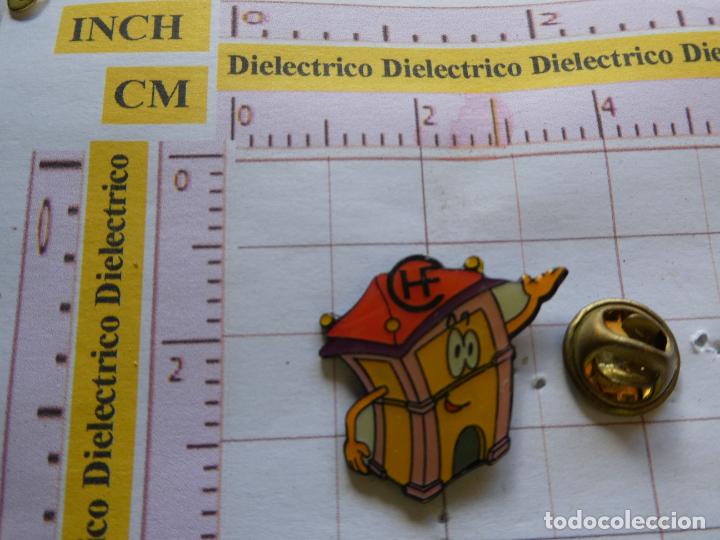 Sammlung von Pins: PIN DE TRENES FERROCARRILES. COLEGIO HU&Eacute;RFANOS FERROVIARIOS CHF MADRID