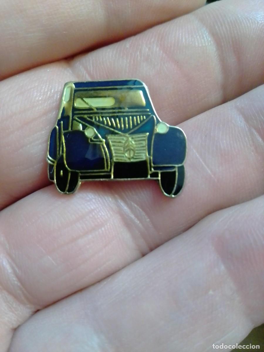 Pins de colecci&oacute;n: PINS MOTOR AUTOMOVIL CITROEN DOS CABALLOS , AUTOMOCI&Oacute;N