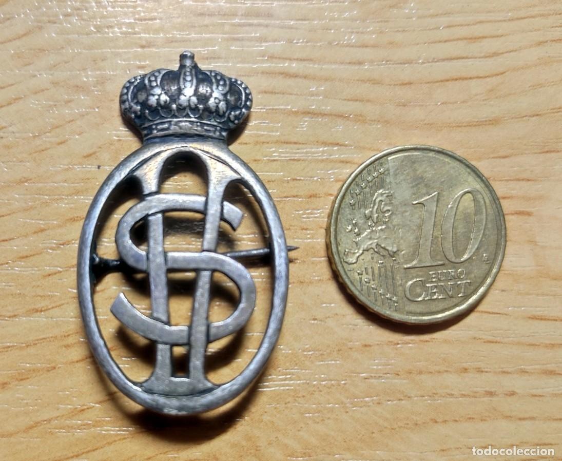 Pins de colecci&oacute;n: ANTIGUA INSIGNIA DE AGUJA COLEGIO LAS PAULAS ZARAGOZA SAN VICENTE DE PAUL HIJAS DE LA CARIDAD