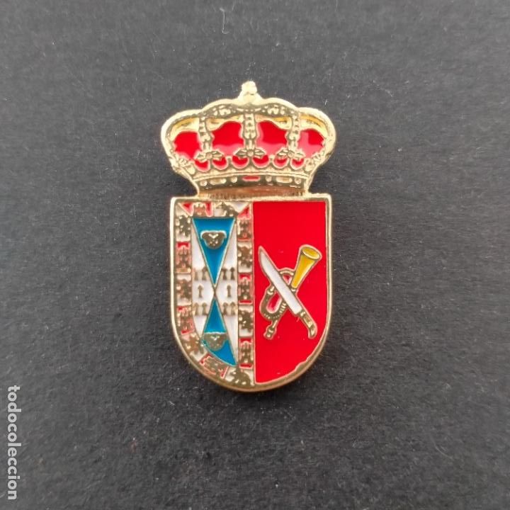 Pins de colecci&oacute;n: pin escudo Beas (HUELVA)
