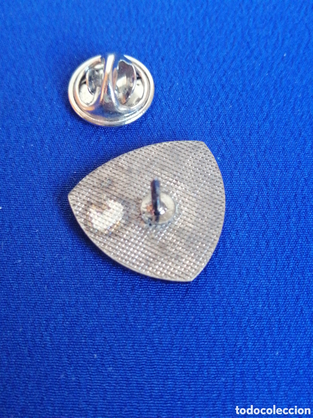 Pins de colecci&oacute;n: LIBERTO ROPA PIN - Foto 2