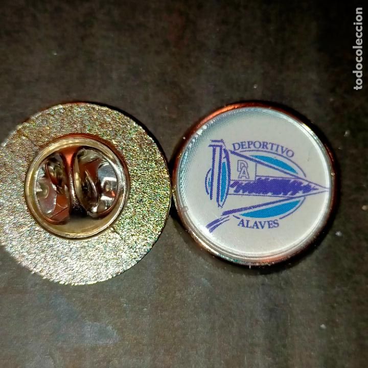 Sammlung von Pins: pin redondo metal - f&uacute;tbol equipo club jugador a determinar liga