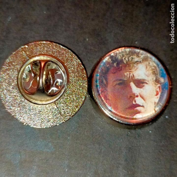 Pins de colecci&oacute;n: pin redondo metal - f&uacute;tbol equipo club jugador a determinar liga