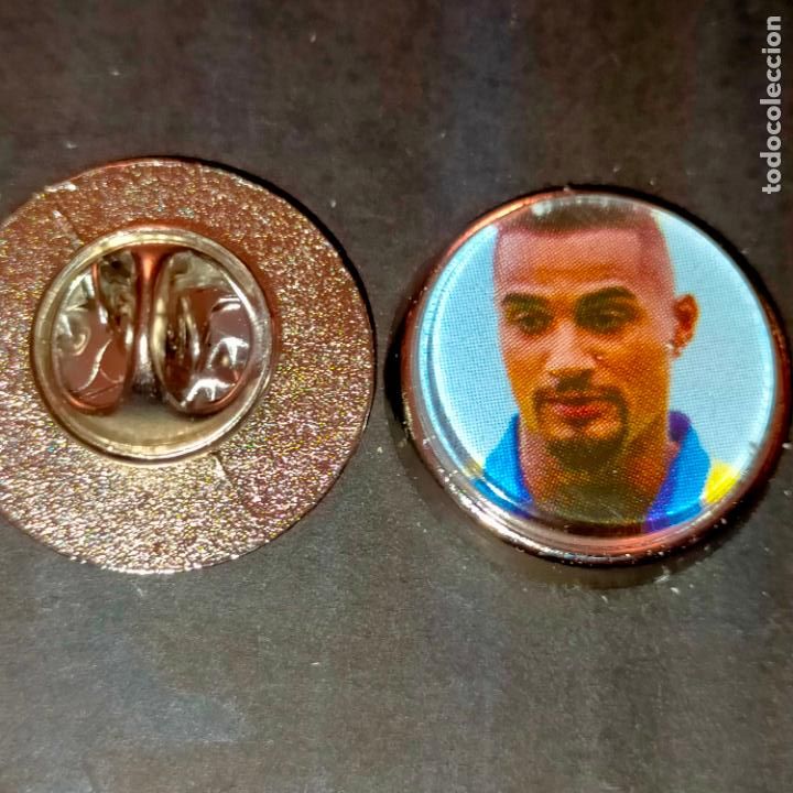 Pins de colecci&oacute;n: pin redondo metal - f&uacute;tbol equipo club jugador a determinar liga