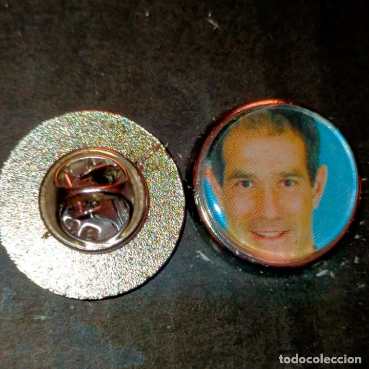 Collection pins: pin redondo metal - f&uacute;tbol equipo club jugador a determinar liga