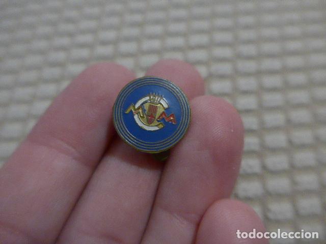 Sammlung von Pins: Antigua insignia del Club de Moto Manresa, original. Motocicleta.