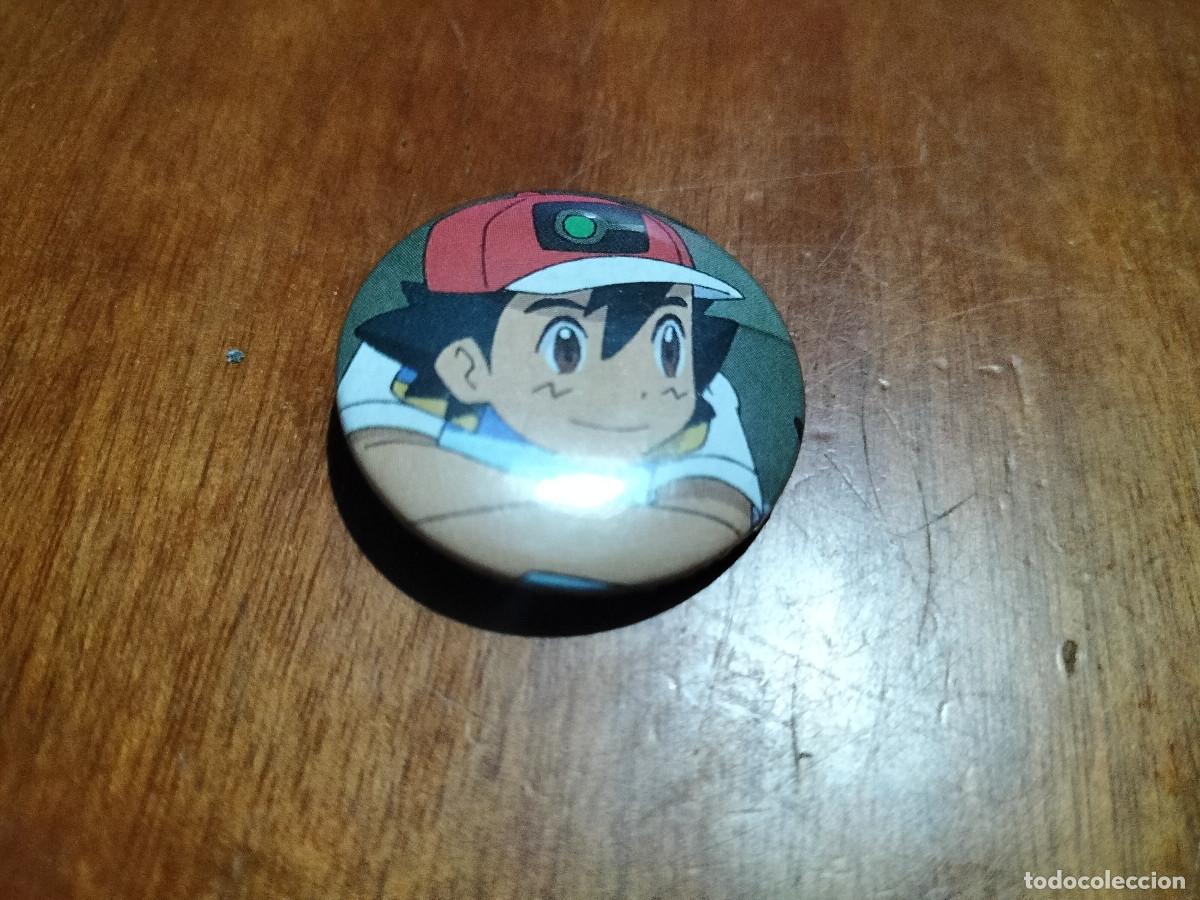 Sammlung von Pins: ENTRENADOR DE POKEMON. POKEMON CHAPA. PIN. 31 MM. MET&Aacute;LICA POR DETR&Aacute;S. SIN USO. DIFICIL