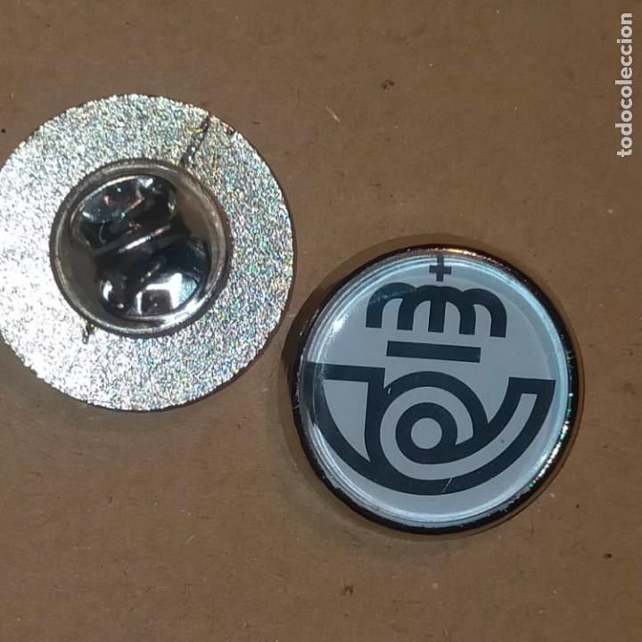 Pin's de collection: pin redondo metal - LOGO OFICINAS DE CORREOS Y TELEGRAFOS ESPA&Ntilde;A