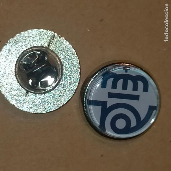 Pin's de collection: pin redondo metal - LOGO OFICINAS DE CORREOS Y TELEGRAFOS ESPA&Ntilde;A
