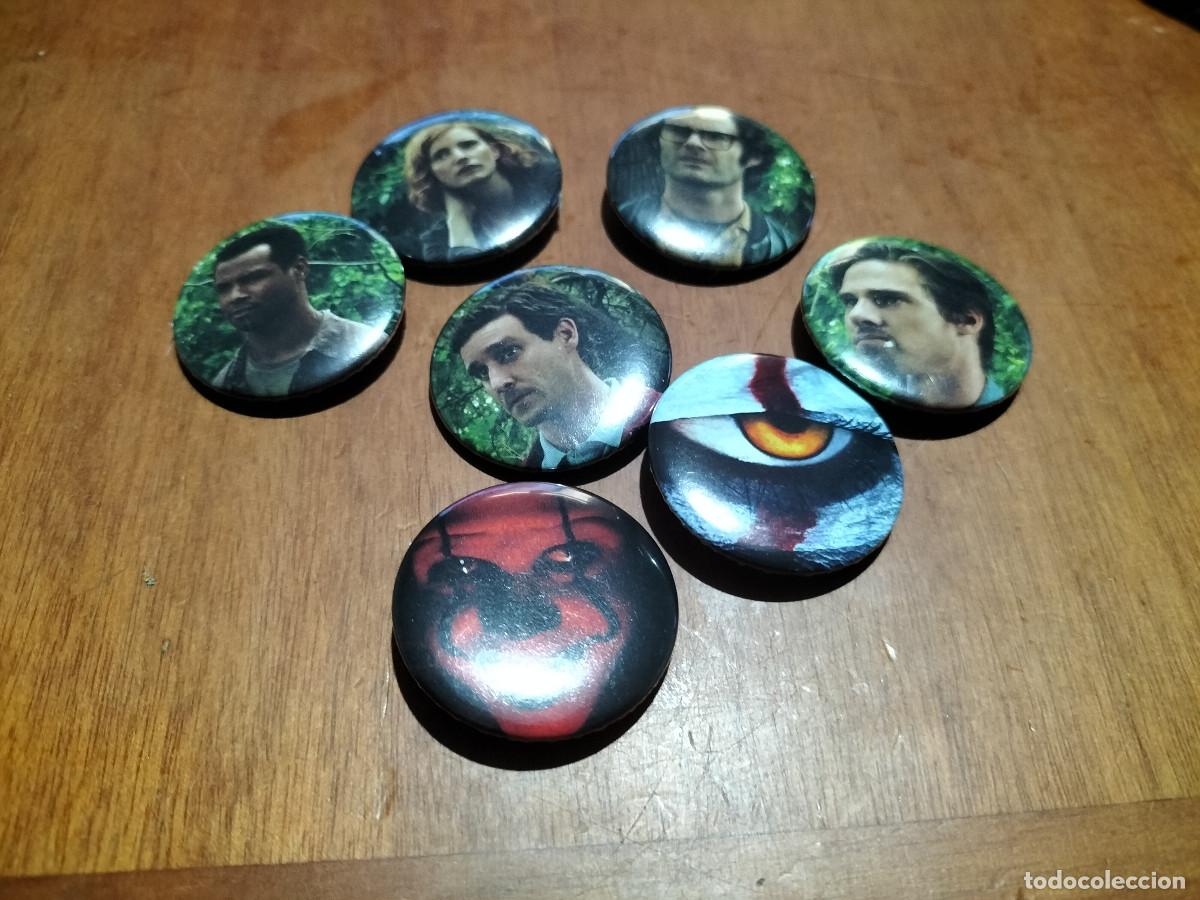 Sammlung von Pins: IT. CINE 2. 7 CHAPA. PIN. 31 MM. MET&Aacute;LICA POR DETR&Aacute;S. SIN USO. DIFICIL