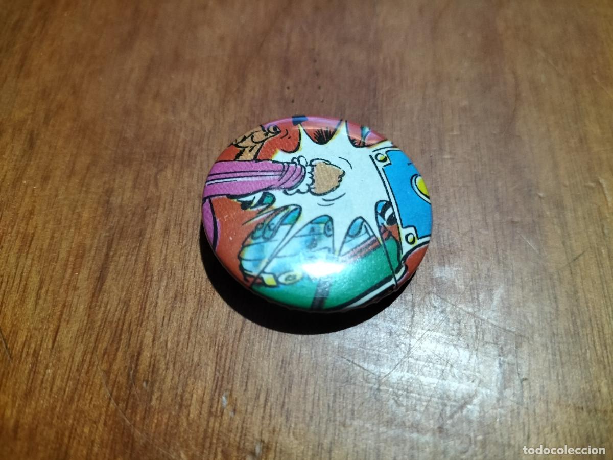 Pins de colecci&oacute;n: ASTERIX Y OBELIX. GOLPE ROMANO. PIN. 31 MM. MET&Aacute;LICA POR DETR&Aacute;S. SIN USO. DIFICIL