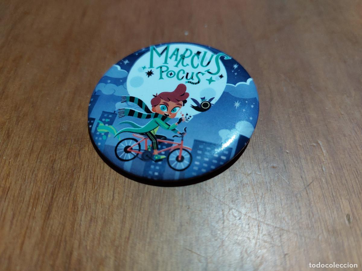 Pins e Spille di collezione: MARCUS POCUS. CHAPA. PIN. 0,38 MM. MET&Aacute;LICA POR DETR&Aacute;S. PROMO. BUEN ESTADO.
