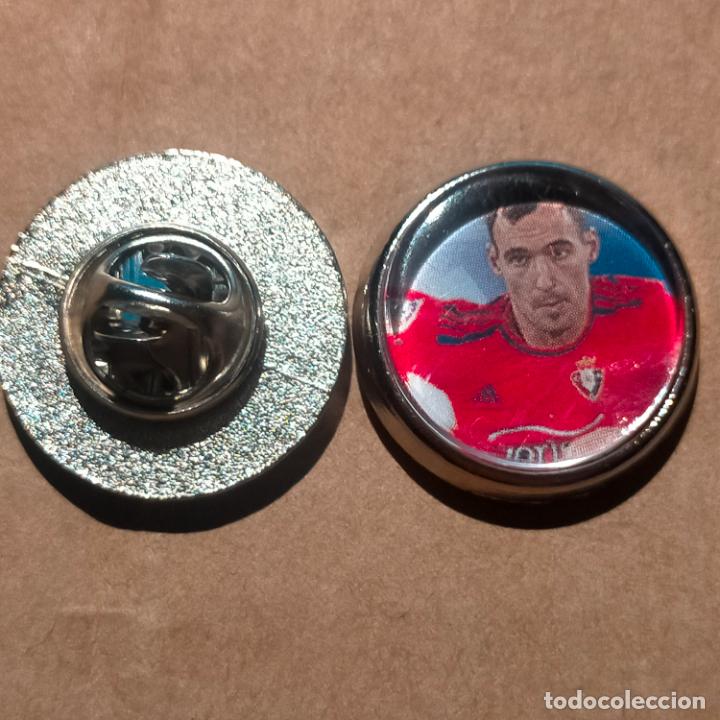 Pins de cole&ccedil;&atilde;o: pin redondo metal - f&uacute;tbol equipo club OSASUNA JUGADOR