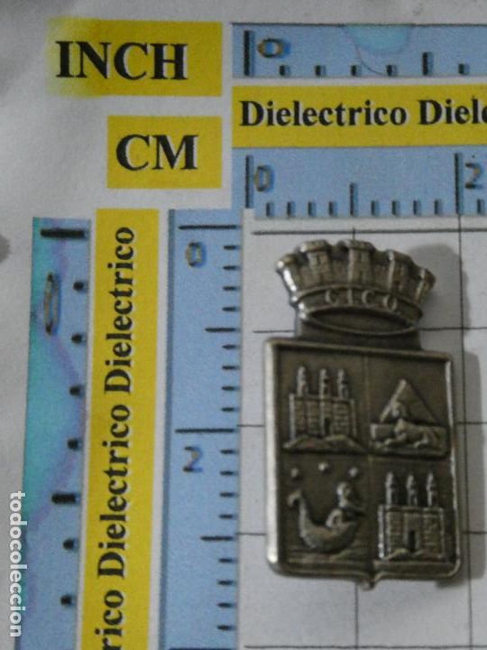 Sammlung von Pins: INSIGNIA ALFILER BROCHE SOLAPA. C.I.C.O. ESCUDO A DETERMINAR. SIRENA PIR&Aacute;MIDE CASTILLOS NO PIN