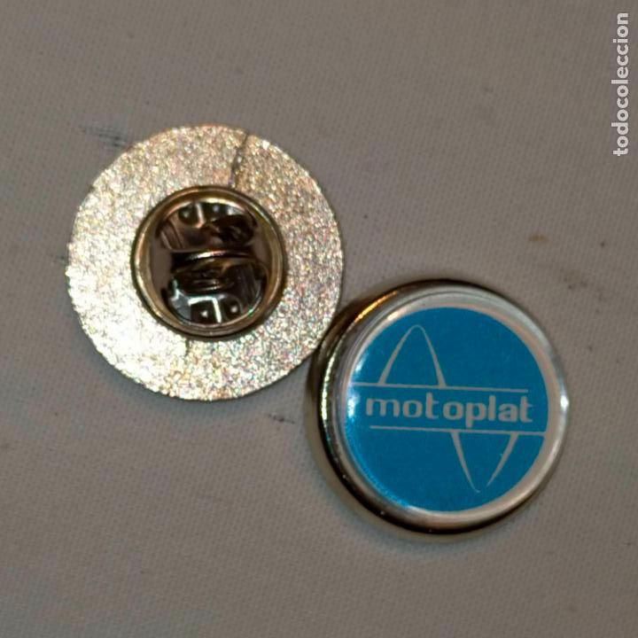 Collection pins: pin redondo metal - marca de coche autos motos motoplat