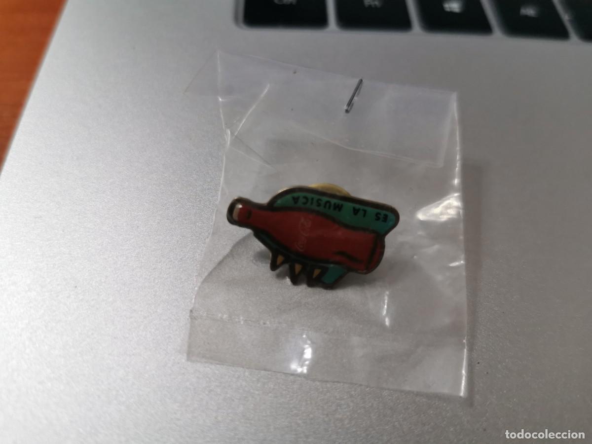 Pins de colecci&oacute;n: PIN COCA COLA ES LA MUSICA NUEVO SIN ESTRENAR PINS PINES