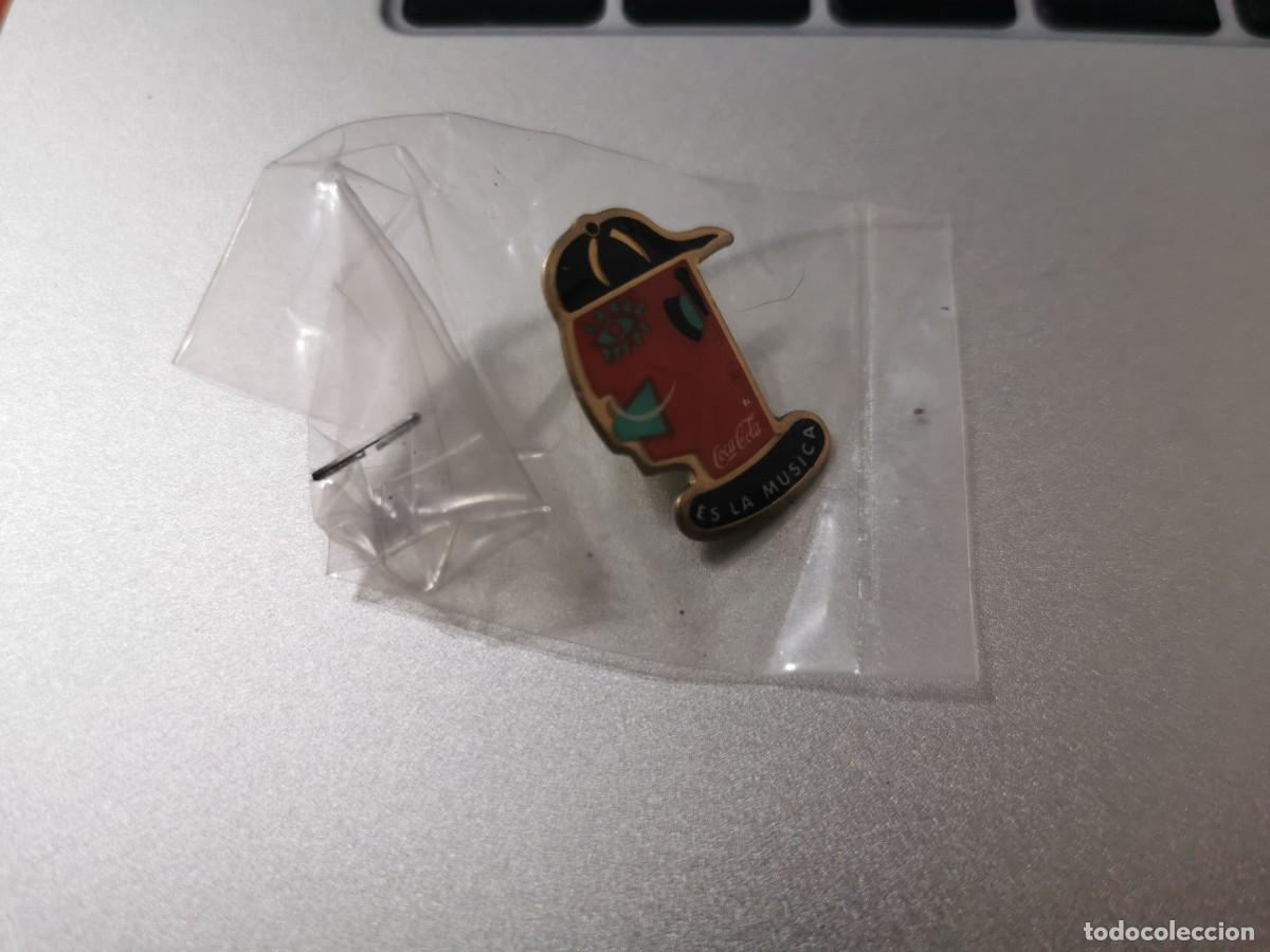 Pins de colecci&oacute;n: PIN COCA COLA ES LA MUSICA NUEVO SIN ESTRENAR PINS PINES
