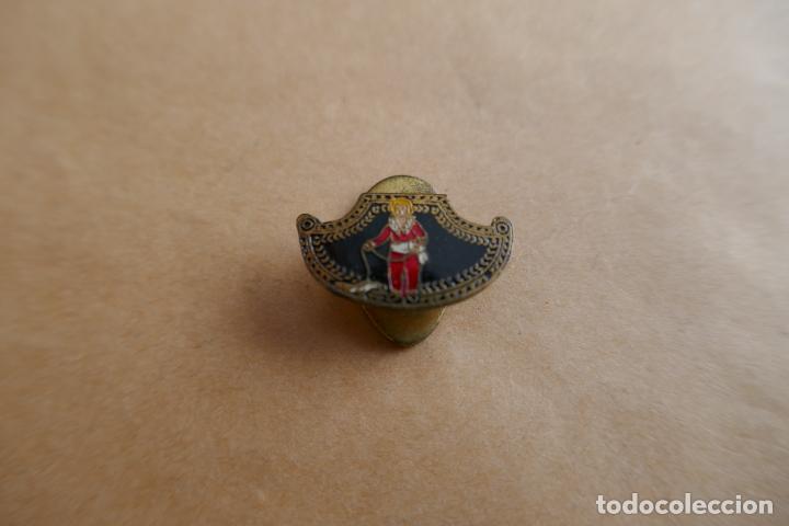 Pins de colecci&oacute;n: IMPERDIBLE PIN DE OJAL - Foto 1
