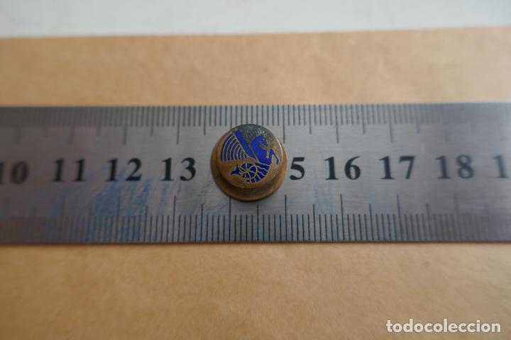 Pins de colecci&oacute;n: ANTIGUO PIN DE OJAL - Foto 3