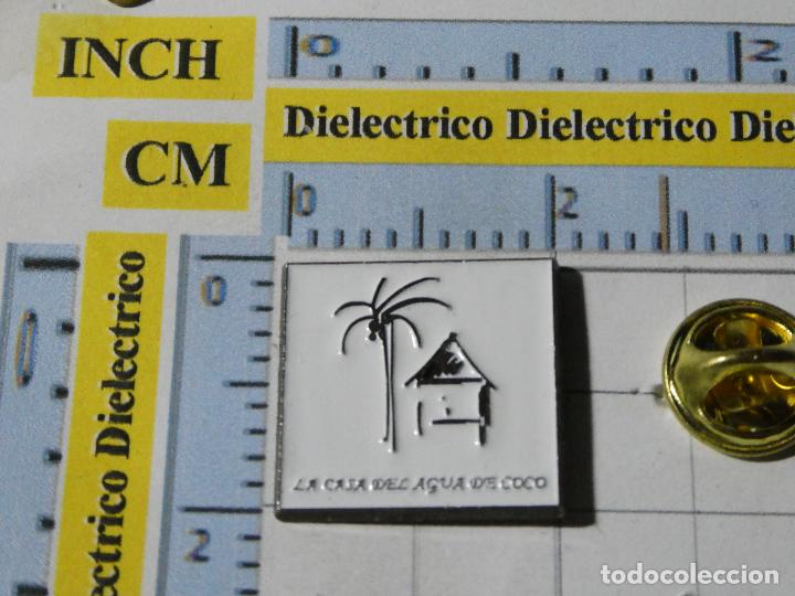Pins de cole&ccedil;&atilde;o: PIN LA CASA DEL AGUA DE COCO. FUNDACI&Oacute;N GRANADA COOPERACI&Oacute;N ONG &Aacute;FRICA MADAGASCAR