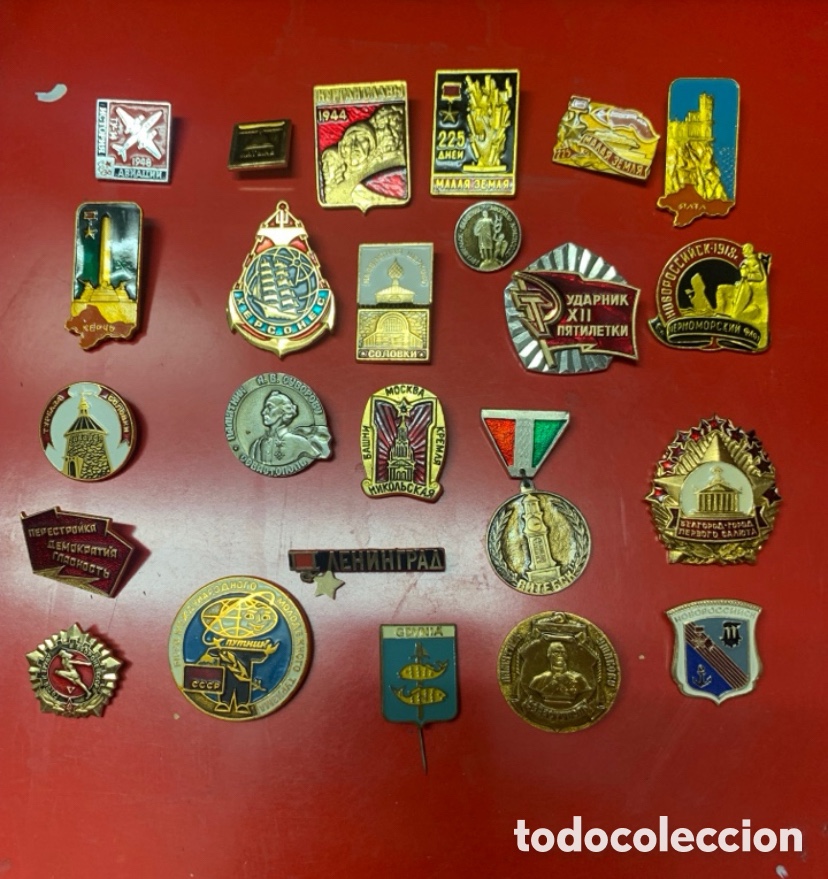Pins de colecci&oacute;n: Lote pins e insignias - Foto 2