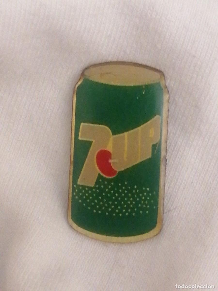 Pins de colecci&oacute;n: Pin lata Seven Up - Foto 1