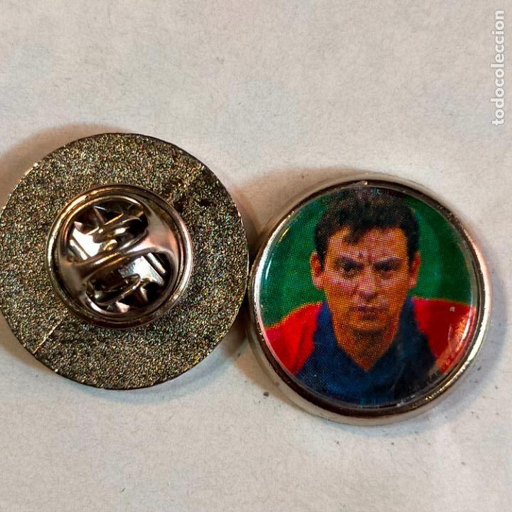 Collection pins: pin redondo metal - f&uacute;tbol equipo club Atl&eacute;tico de Madrid JUGADOR