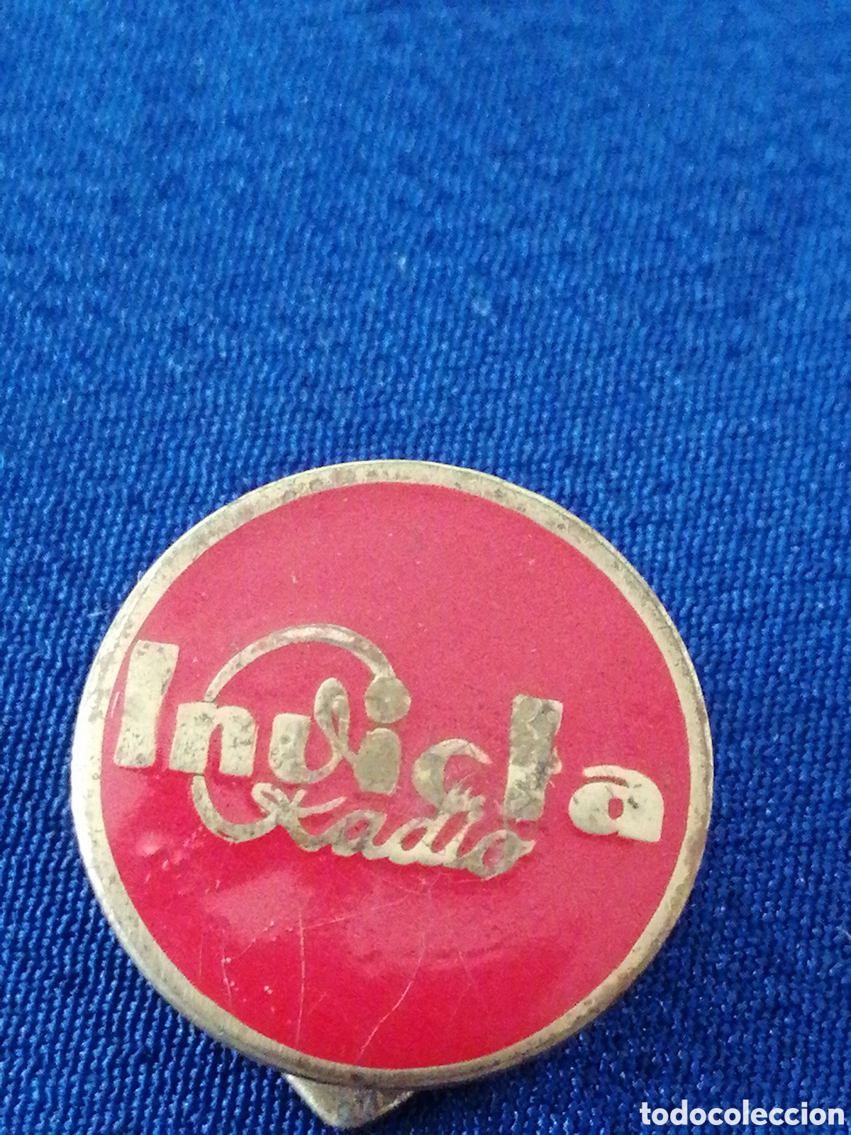 Pins de colecci&oacute;n: RADIOS INVICTA INSIGNIA DE OJAL - Foto 2