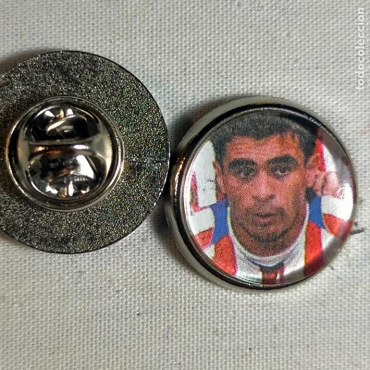 Pin's de collection: pin redondo metal - f&uacute;tbol equipo club Atl&eacute;tico de Madrid JUGADOR