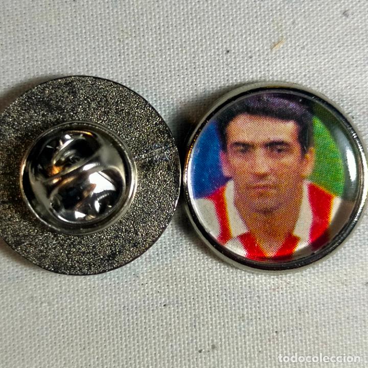 Pin's de collection: pin redondo metal - f&uacute;tbol equipo club Atl&eacute;tico de Madrid JUGADOR