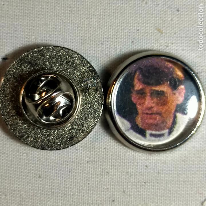 Pins de colecci&oacute;n: pin redondo metal - f&uacute;tbol equipo club Atl&eacute;tico de Madrid JUGADOR