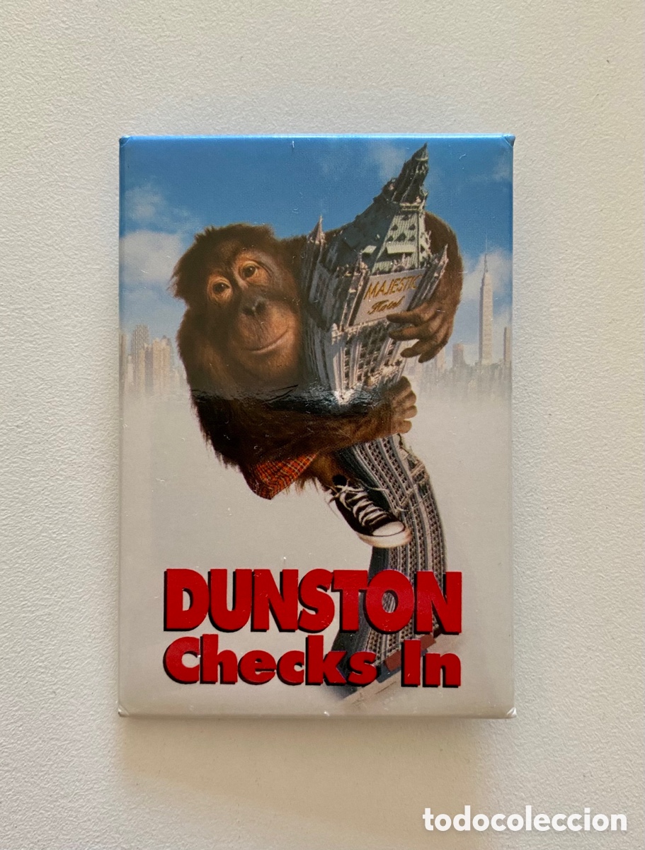 Pins de colecci&oacute;n: Chapa pin rectangular chimpanze de Dunston Checks In (Mi colega Dunston). Twentieth Century Fox 1996