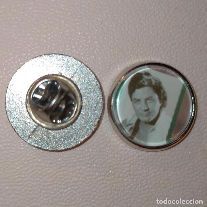 Pins de colecci&oacute;n: pin redondo metal - musica cantante grupo - Antonio Molina