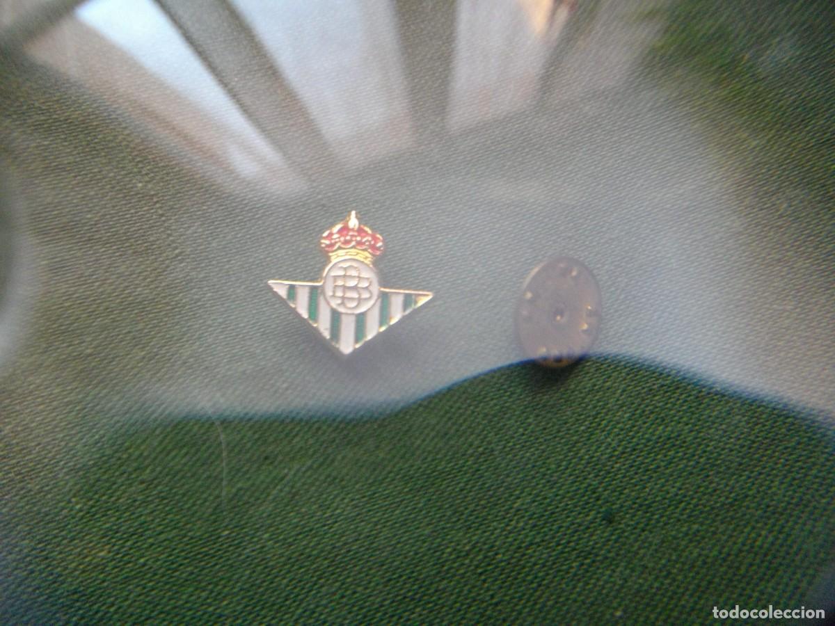 Pin's de collection: PRECIOSO PIN - BETIS - EL DE LA FOTO VER TODOS MIS LOTES DE PINS