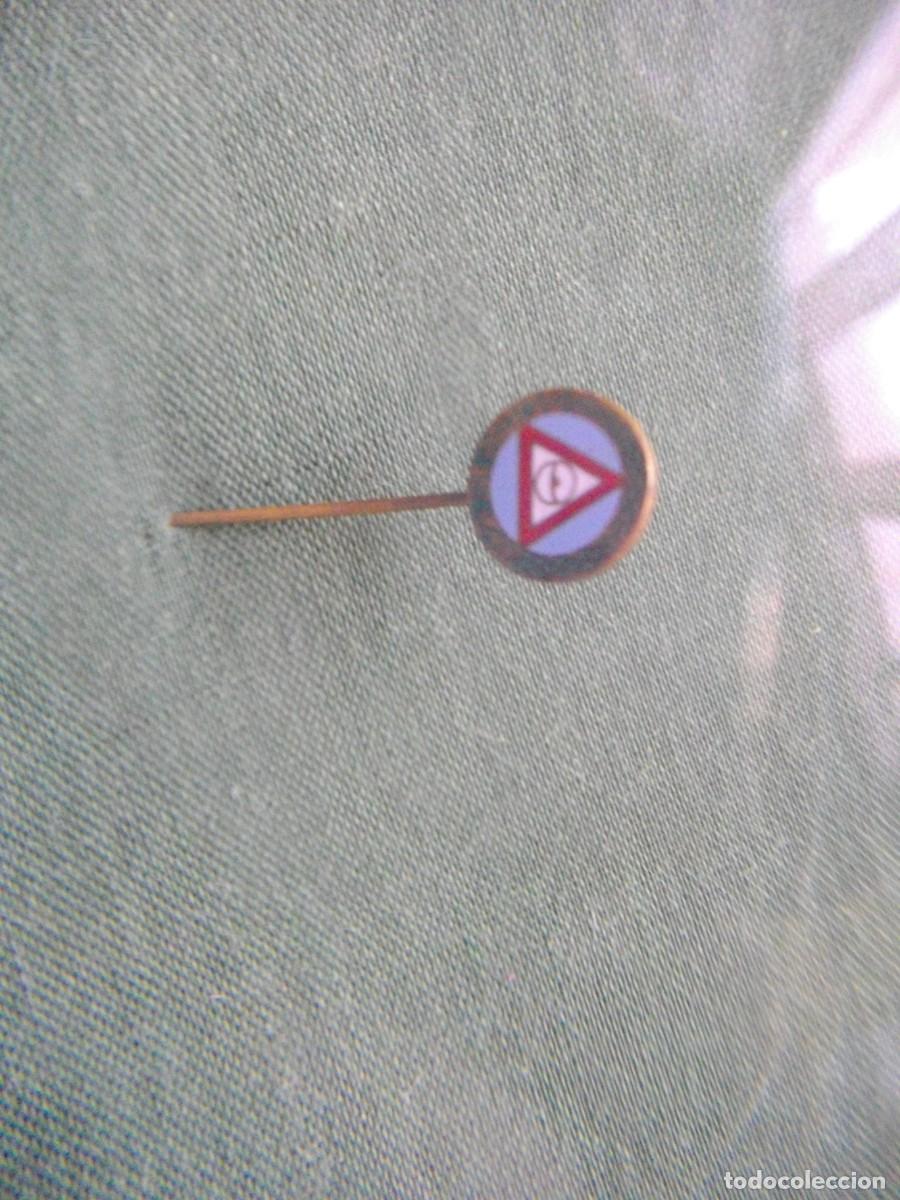 Pin's de collection: PRECIOSO PIN DE AGUJA - EL DE LA FOTO VER TODOS MIS LOTES DE PINS