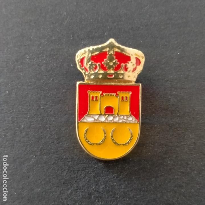 Pins de colecci&oacute;n: pin escudo Saced&oacute;n (GUADALAJARA)