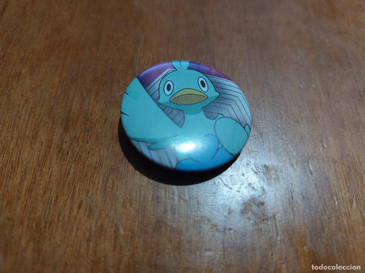 Sammlung von Pins: DUCKLETT. POKEMON. CHAPA. PIN. 31 MM. MET&Aacute;LICA POR DETR&Aacute;S. SIN USO. DIFICIL