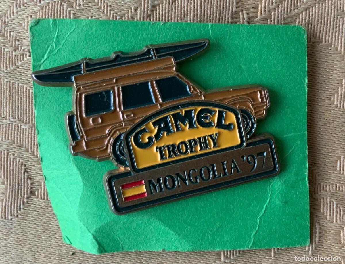 Pins de colecci&oacute;n: PIN CAMEL TROPHI MONGOLIA 97 - Foto 1